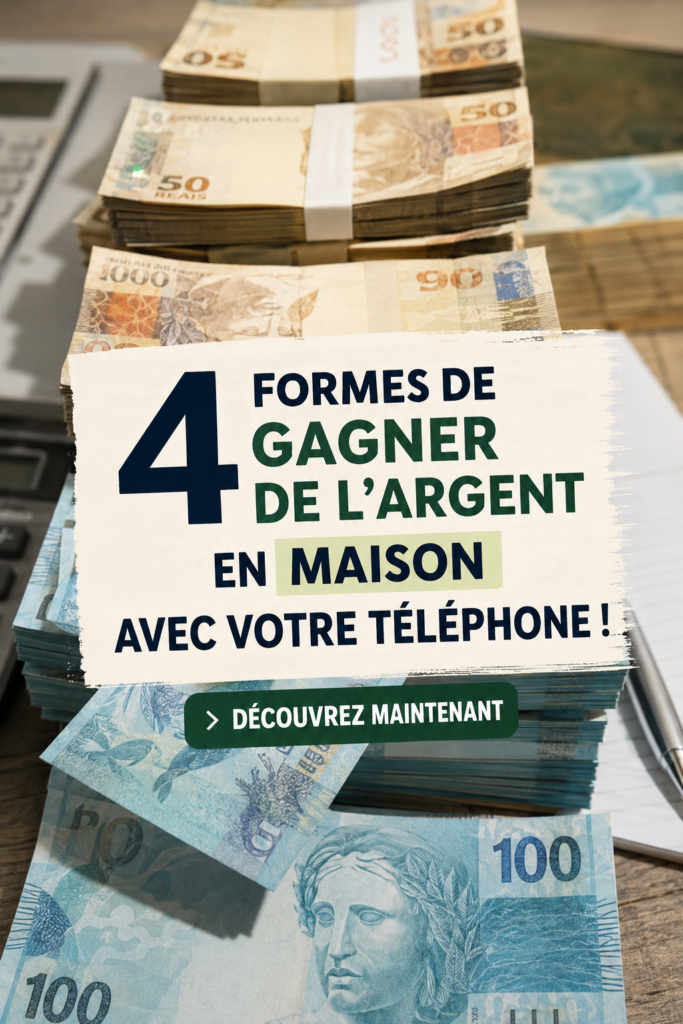 Une femme souriante travaillant sur son ordinateur à la maison pour gagner de l'argent